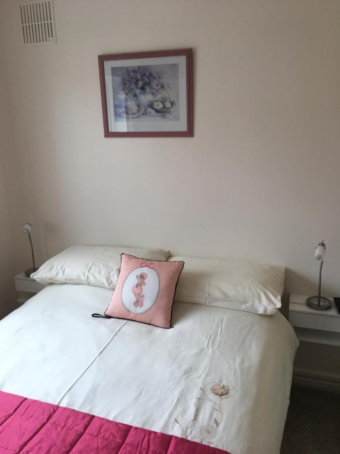 The Wave Bed & Breakfast Galway Bagian luar foto